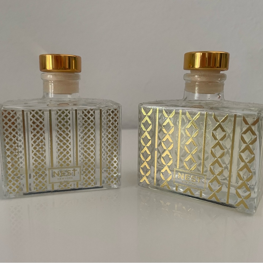 Nest Holiday Reed Oil Diffusers (2 scents)